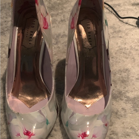 Ted Baker Floral Women's Heels - Pink and White - Picture 7 of 8